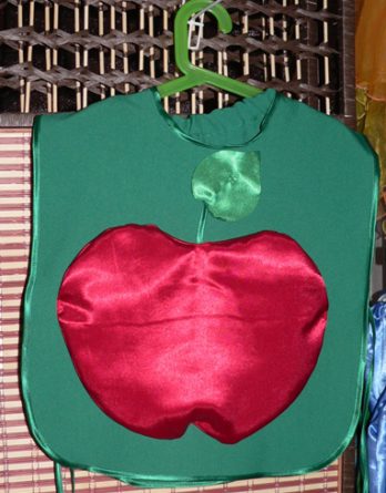 костюм яблоко красное
