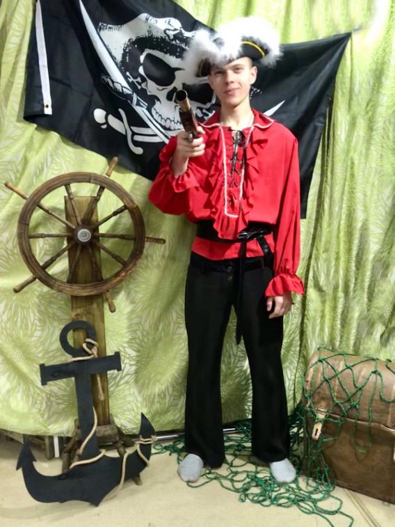 Пират мужской костюм